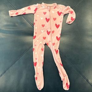 NWOT Kyte Baby Zipper Footie with Hearts